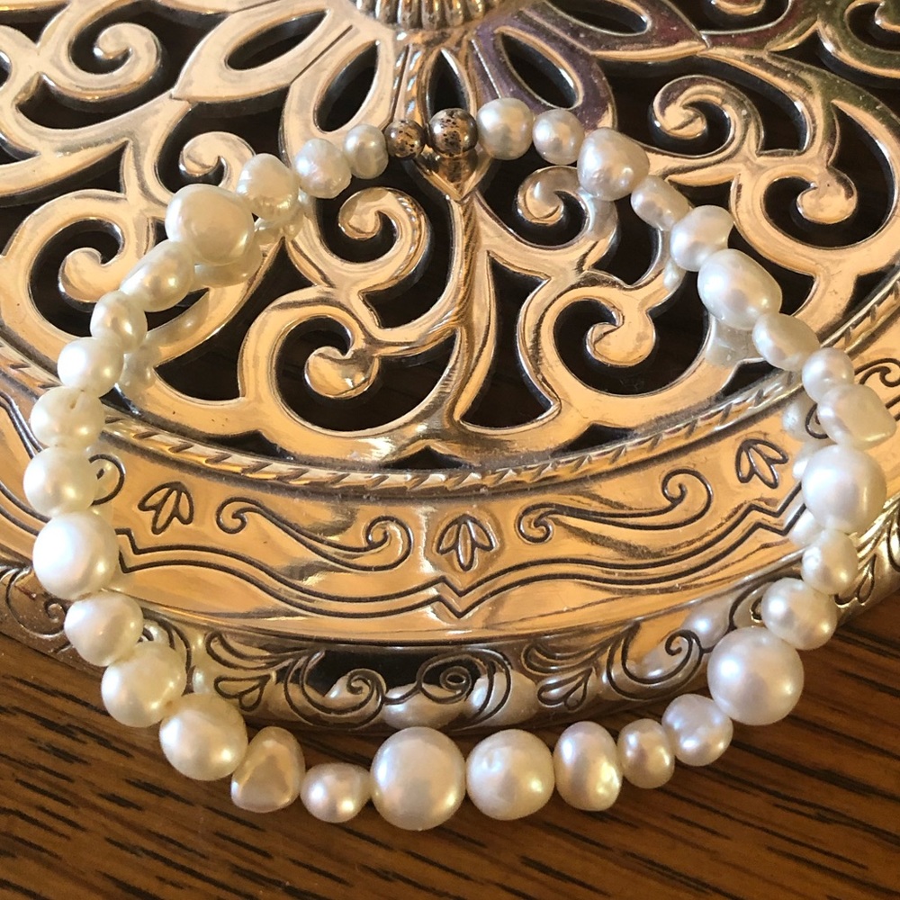 Silpada Sterling Silver and Freshwater Pearl Goddess Stretch Bracelet